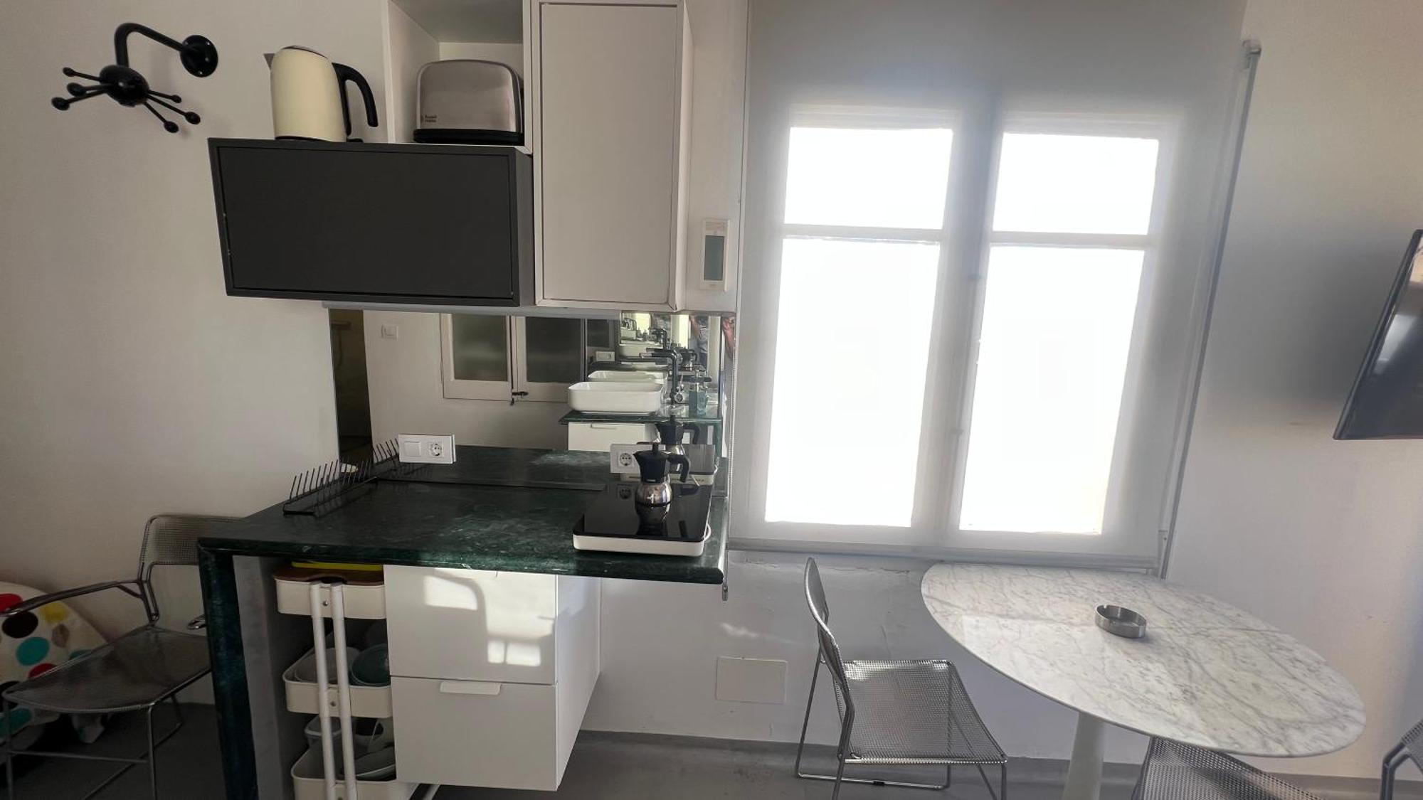 Apartamento With Terrace