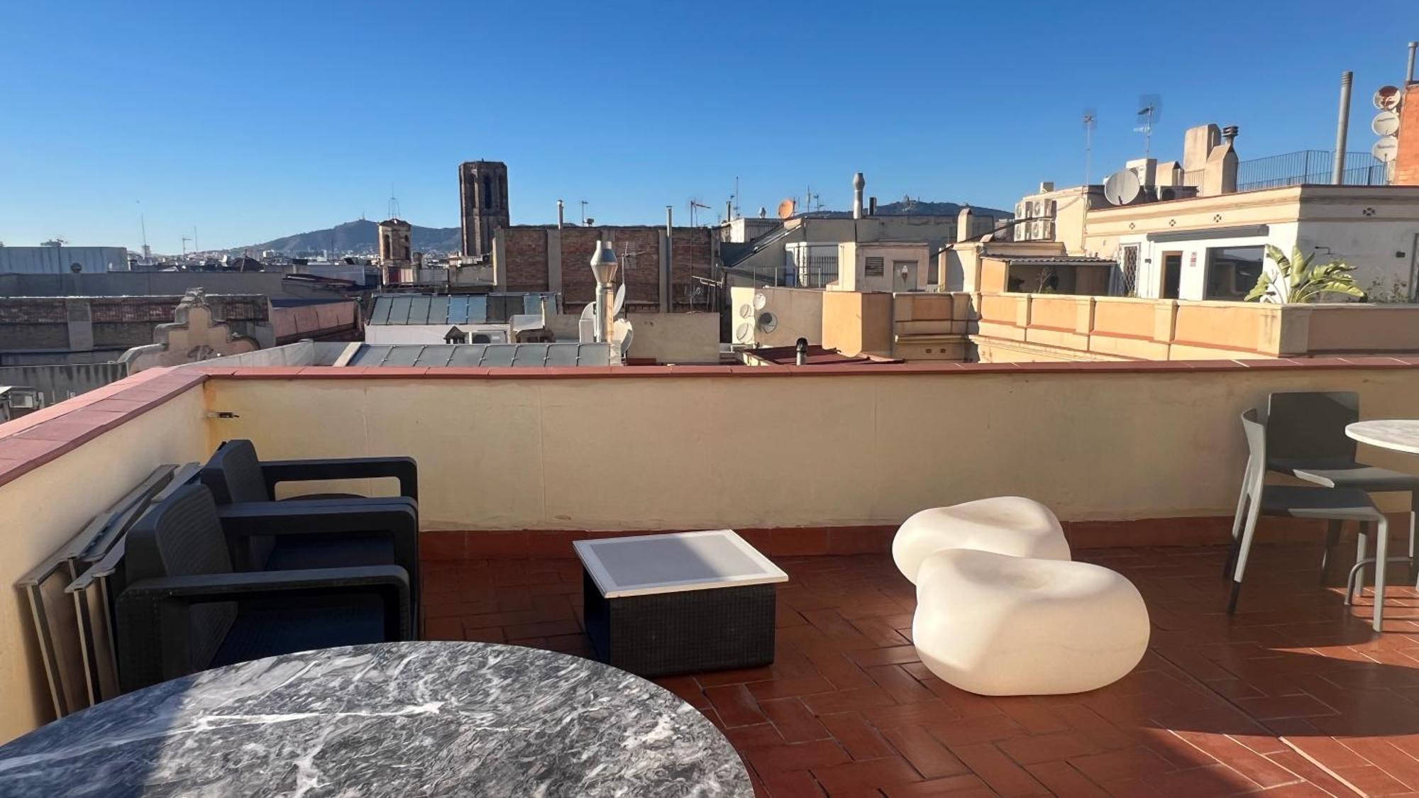 Apartamento With Terrace *